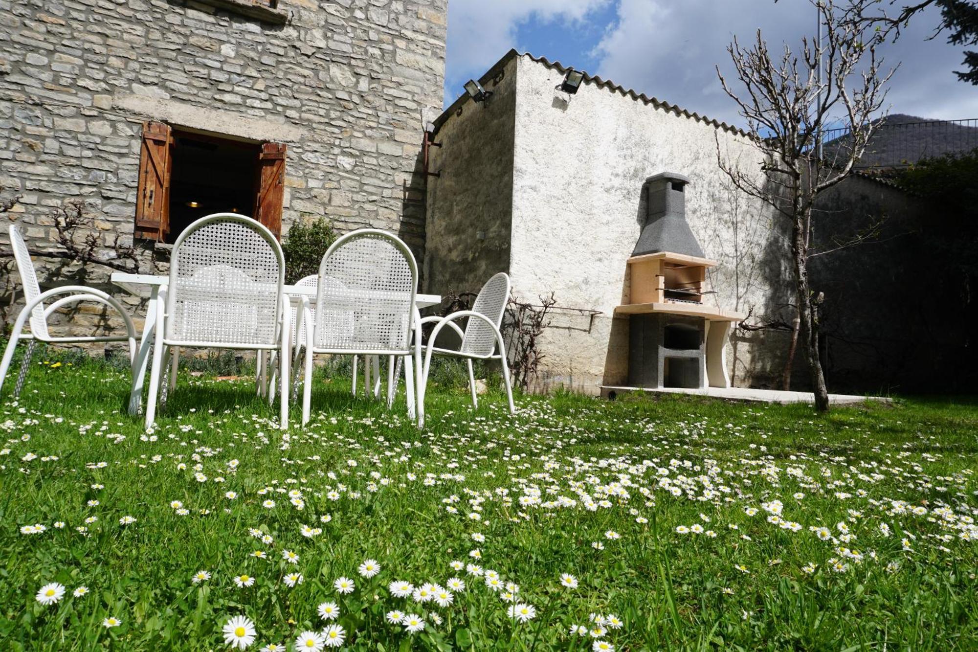 Cirjuana, Casa En El Centro Con Agradable Jardin Y Barbacoa By Pirineos 360 Villa Biescas  Eksteriør bilde